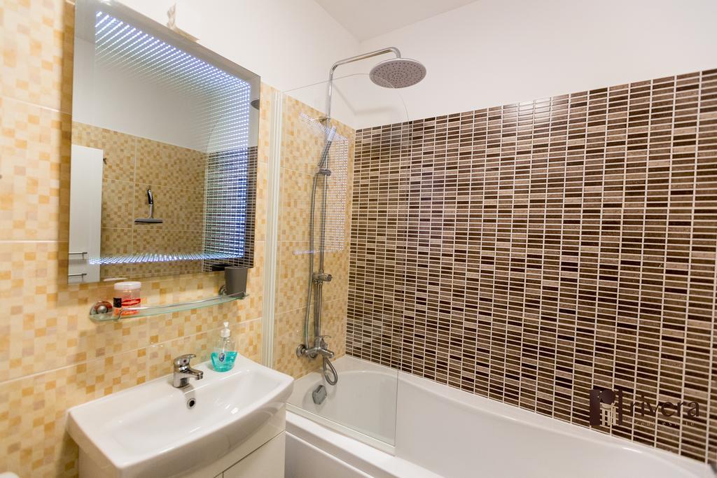 Cozy Apartment - Palas Iasi Esterno foto