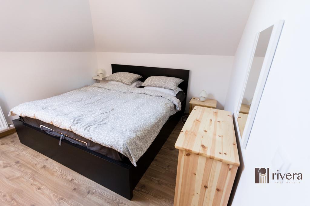 Cozy Apartment - Palas Iasi Esterno foto